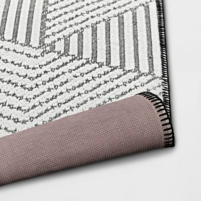 2'3"x3'9" Geo Accent Rug Gray - Project 62™