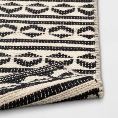  2'6"x4' Geometric Woven Accent Rug Black - Project 62™