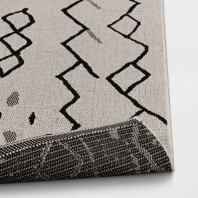  Grace Sketch Diamond Indoor/Outdoor Rug - Black/White - Project 62™