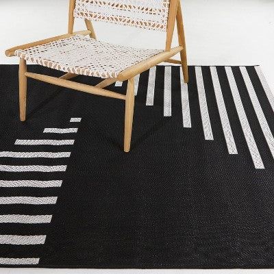  Geo Grace Indoor/Outdoor Rug - Black/White - Project 62™