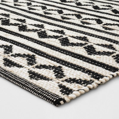  2'6"x4' Geometric Woven Accent Rug Black - Project 62™