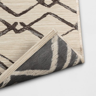  7' X 10' Peaks Outdoor Rug Gray/Cream - Project 62™