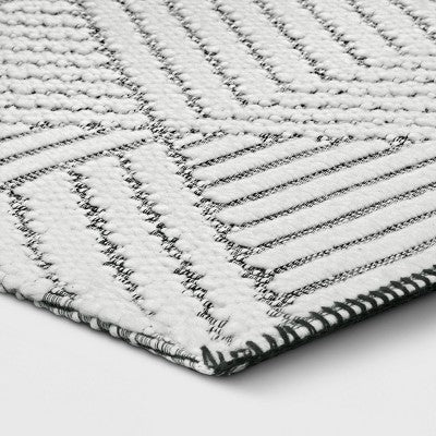  2'3"x3'9" Geo Accent Rug Gray - Project 62™