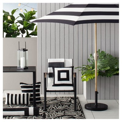  30" X 50" Leaves Outdoor Rug Black - Project 62™